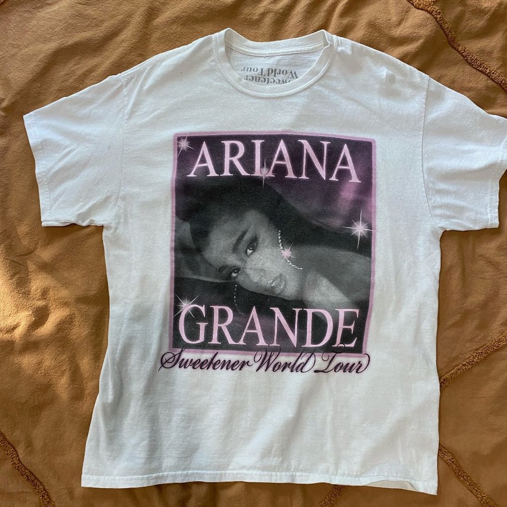 Ariana Grande Sweetener Tour Shirt - L